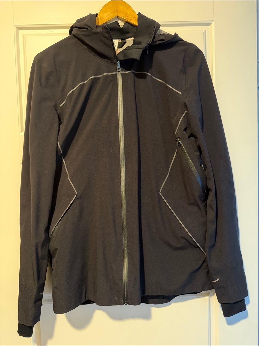 Lululemon Runway Rain Jacket- Black